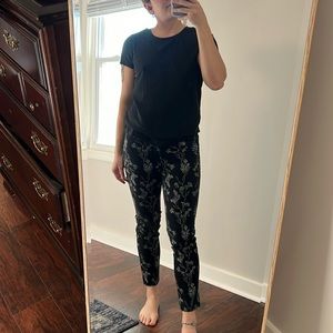 Old Navy Pixie Pants - Size 2